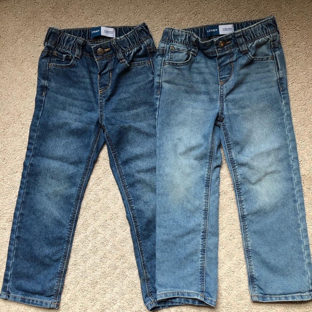 Old navy boys 4T jeans (2 pair)